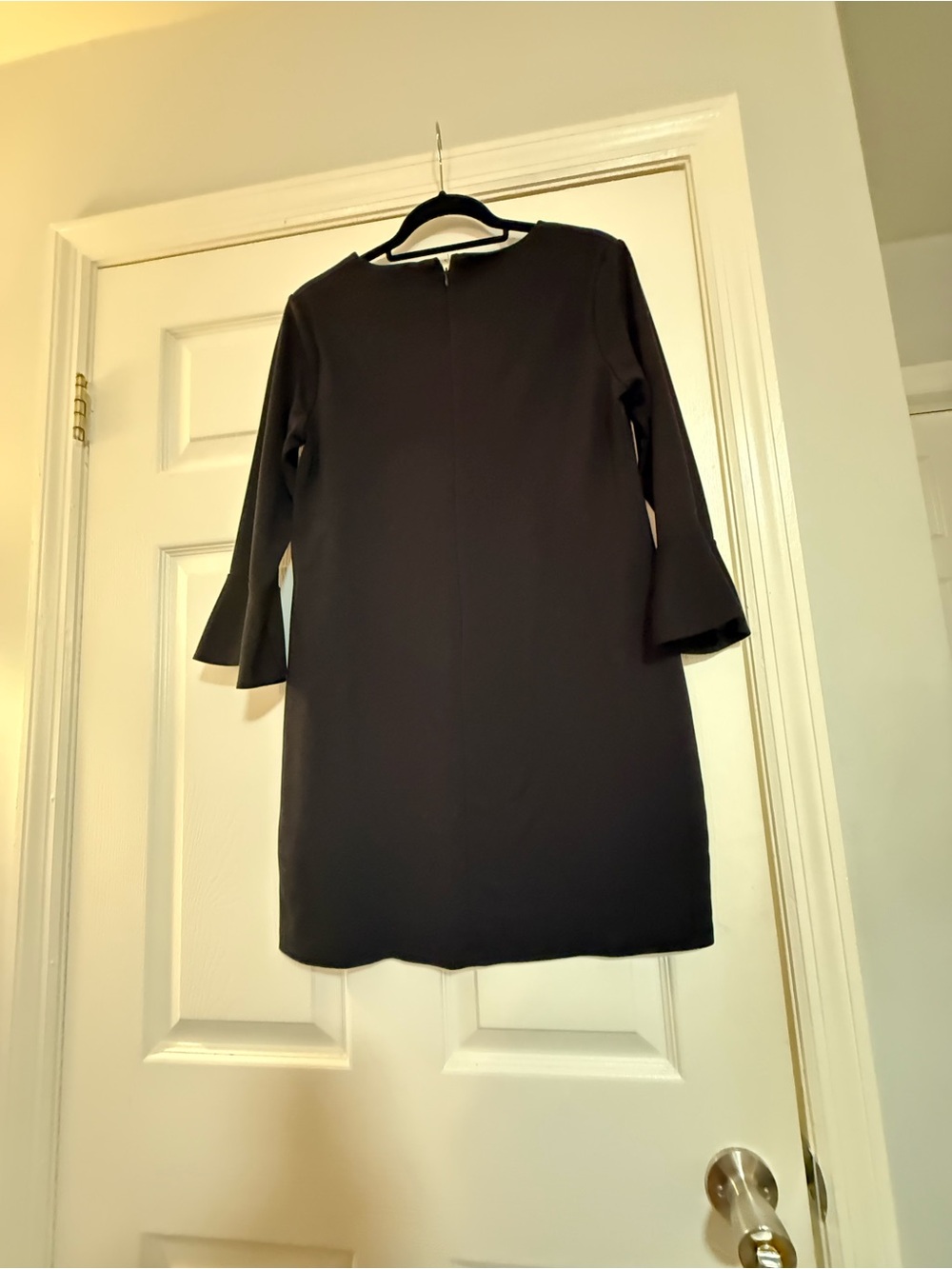 Old Navy Black Long-Sleeve Shift Dress with Flared Cuffs